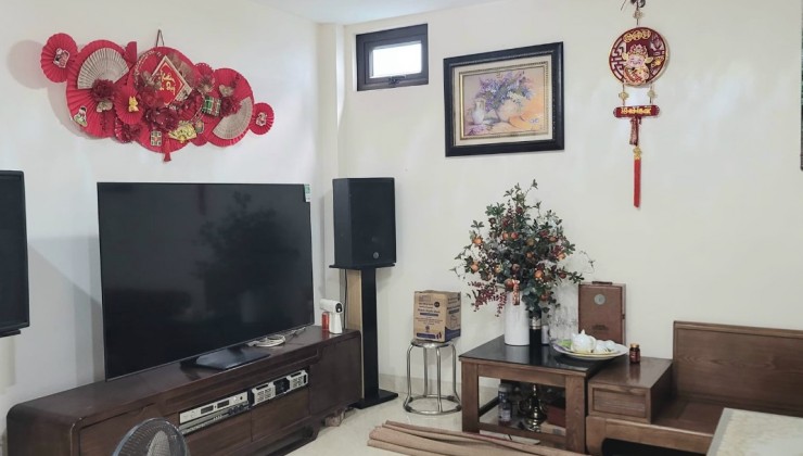 Bán Nhà Thanh Xuân, Lô Góc, Ô Tô, Ngõ Thông KD. DT 48m2, 5T, Chỉ 9,9 Tỷ. 0325026845